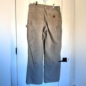 CARHARRT Men’s pant / 32 x 34 / Preowned